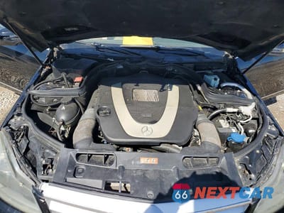 Zdjęcie 11 z 12 samochodu: 2012 MERCEDES-BENZ C 300 4MATIC VIN:WDDGF8BBXCR204711 - miniatura
