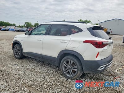 Drugie zdjęcie samochodu z przodu: 2021 KIA SELTOS S VIN:KNDEUCAA4M7079768 - miniatura
