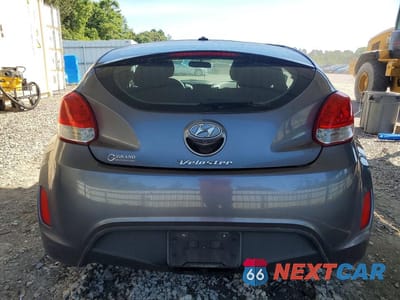 Zdjęcie 6 z 12 samochodu: 2016 HYUNDAI VELOSTER BASE VIN:KMHTC6AD2GU297828 - miniatura