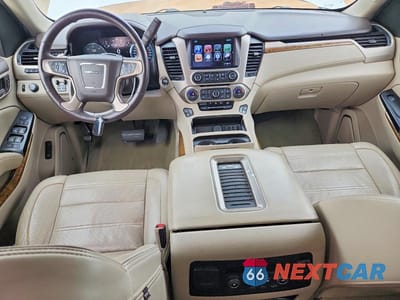 Zdjęcie 8 z 13 samochodu: 2017 GMC YUKON DENALI VIN:1GKS1CKJ1HR188665 - miniatura