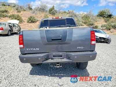 Zdjęcie 6 z 13 samochodu: 2011 NISSAN TITAN SV VIN:1N6AA0EC8BN308816 - miniatura