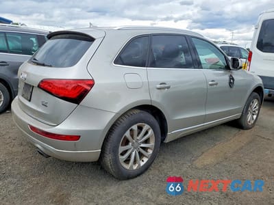 Trzecie zdjęcie samochodu z tyłu: 2016 AUDI Q5 PREMIUM VIN:WA1C2AFP4GA019070 - miniatura
