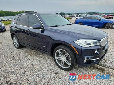 Czwarte zdjęcie samochodu z boku: 2016 BMW X5 XDRIVE50I VIN:5UXKR6C56G0J82711 - miniatura