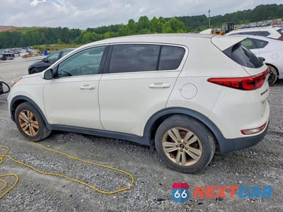 Drugie zdjęcie samochodu z przodu: 2019 KIA SPORTAGE LX VIN:KNDPM3AC2K7558150 - miniatura