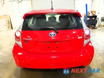 Zdjęcie 6 z 12 samochodu: 2012 TOYOTA PRIUS C FOUR VIN:JTDKDTB31C1023632 - miniatura