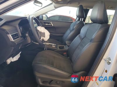 Zdjęcie 7 z 13 samochodu: 2023 MITSUBISHI OUTLANDER SE VIN:JA4J3UA84PZ038550 - miniatura
