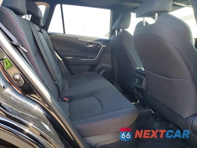Zdjęcie 11 z 13 samochodu: 2022 TOYOTA RAV4 PRIME SE VIN:JTMAB3FV6ND091052 - miniatura