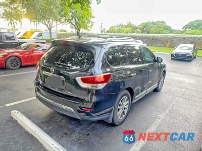 Czwarte zdjęcie samochodu z boku: 2015 NISSAN PATHFINDER SL VIN:5N1AR2MN4FC622518 - miniatura