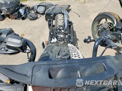 Piąte zdjęcie samochodu w środku: 2023 HARLEY-DAVIDSON FLHX VIN:1HD1KBC1XPB640907 - miniatura
