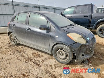 Czwarte zdjęcie samochodu z boku: 2006 TOYOTA YARIS VIN:JTDKT923165022869 - miniatura