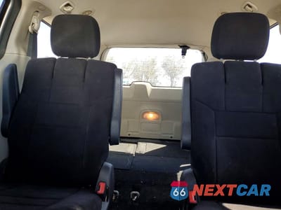 Zdjęcie 10 z 14 samochodu: 2011 DODGE GRAND CARAVAN MAINSTREET VIN:2D4RN3DG7BR626805 - miniatura