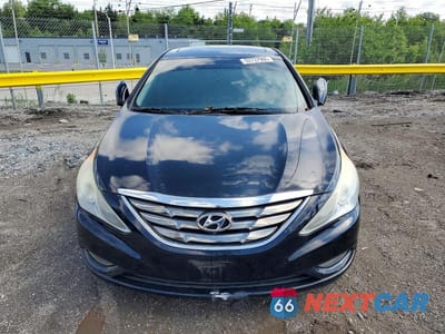 Piąte zdjęcie samochodu w środku: 2013 HYUNDAI SONATA SE 2.0T VIN:5NPEC4AB4DH612411 - miniatura