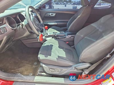 Zdjęcie 7 z 13 samochodu: 2017 FORD MUSTANG VIN:1FA6P8TH8H5358716 - miniatura
