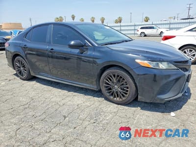 Czwarte zdjęcie samochodu z boku: 2019 TOYOTA CAMRY SE VIN:4T1B11HK4KU261589 - miniatura