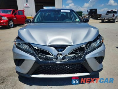 Piąte zdjęcie samochodu w środku: 2019 TOYOTA CAMRY XSE V6 VIN:4T1BZ1HKXKU031208 - miniatura