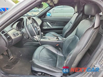 Zdjęcie 7 z 12 samochodu: 2004 BMW Z4 3.0 VIN:4USBT53564LT27229 - miniatura