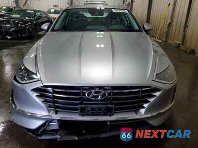Piąte zdjęcie samochodu w środku: 2022 HYUNDAI SONATA SE VIN:5NPEG4JA4NH141129 - miniatura