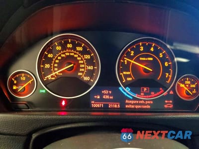 Zdjęcie 9 z 12 samochodu: 2018 BMW 330 XI VIN:WBA8D9C5XJA012829 - miniatura