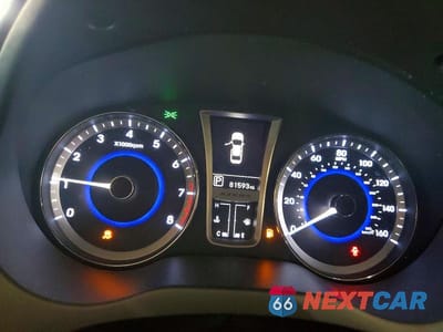 Zdjęcie 9 z 12 samochodu: 2013 HYUNDAI AZERA BASE VIN:KMHFH4JG2DA230883 - miniatura