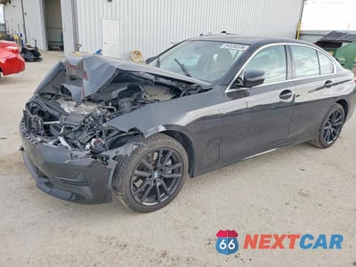 2020 BMW 330XI 3MW5R7J03L8B42174 - główne zdjęcie licytacji z USA - miniatura