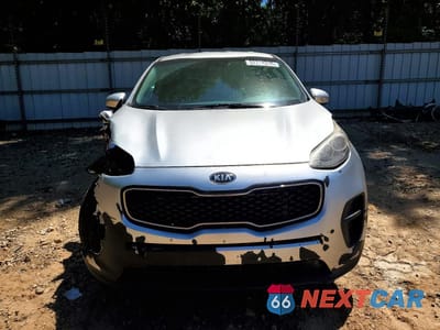 Piąte zdjęcie samochodu w środku: 2019 KIA SPORTAGE LX VIN:KNDPM3AC3K7536593 - miniatura