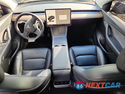 Zdjęcie 8 z 13 samochodu: 2022 TESLA MODEL Y VIN:7SAYGDEE1NF447829 - miniatura