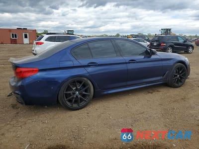 Trzecie zdjęcie samochodu z tyłu: 2019 BMW M550XI VIN:WBAJB9C54KB464312 - miniatura