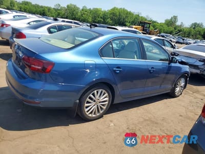 Trzecie zdjęcie samochodu z tyłu: 2016 VOLKSWAGEN JETTA SEL VIN:3VWL17AJ6GM390343 - miniatura