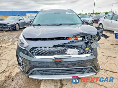 Piąte zdjęcie samochodu w środku: 2022 KIA NIRO LXS VIN:KNDCB3LC6N5530126 - miniatura