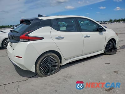Trzecie zdjęcie samochodu z tyłu: 2025 NISSAN LEAF SV PLUS VIN:1N4CZ1CV8SC558363 - miniatura