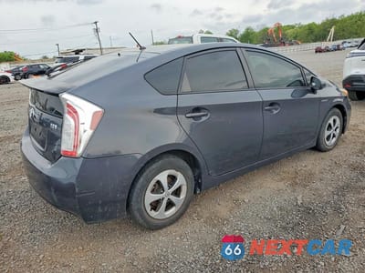 Trzecie zdjęcie samochodu z tyłu: 2012 TOYOTA PRIUS TWO VIN:JTDKN3DUXC1580543 - miniatura