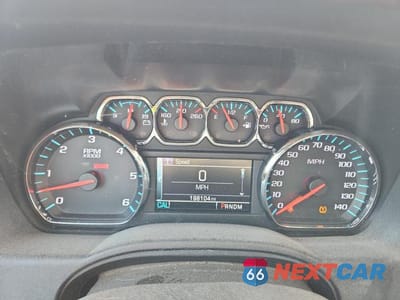 Zdjęcie 9 z 13 samochodu: 2015 CHEVROLET SUBURBAN C1500 LT VIN:1GNSCJKC8FR542679 - miniatura