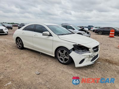 Czwarte zdjęcie samochodu z boku: 2018 MERCEDES-BENZ CLA 250 VIN:WDDSJ4EB1JN602360 - miniatura