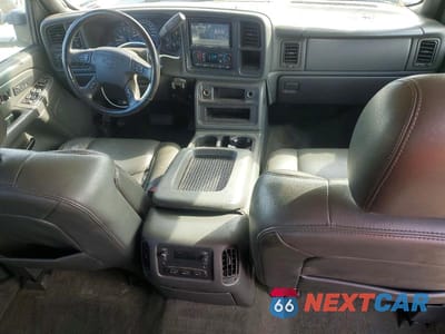 Zdjęcie 8 z 12 samochodu: 2007 CHEVROLET SILVERADO K2500 HEAVY DUTY VIN:1GCHK23D17F191717 - miniatura
