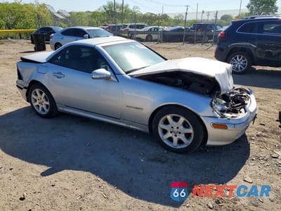 Czwarte zdjęcie samochodu z boku: 2002 MERCEDES-BENZ SLK 230 KOMPRESSOR VIN:WDBKK49F52F245649 - miniatura