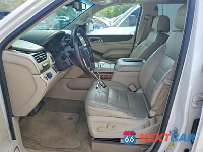 Zdjęcie 7 z 14 samochodu: 2016 GMC YUKON XL DENALI VIN:1GKS1HKJ0GR355013 - miniatura