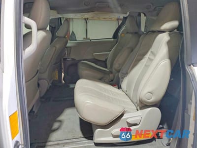 Zdjęcie 11 z 14 samochodu: 2013 TOYOTA SIENNA XLE 8-PASSENGER VIN:5TDYK3DC7DS292705 - miniatura