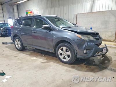 Czwarte zdjęcie samochodu z boku: 2014 TOYOTA RAV4 XLE VIN:JTMRFREVXED050581 - miniatura