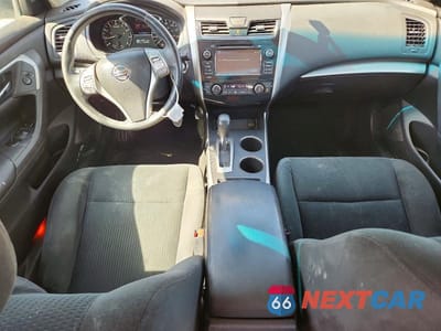Zdjęcie 8 z 12 samochodu: 2015 NISSAN ALTIMA 2.5 SV VIN:1N4AL3AP2FC421076 - miniatura