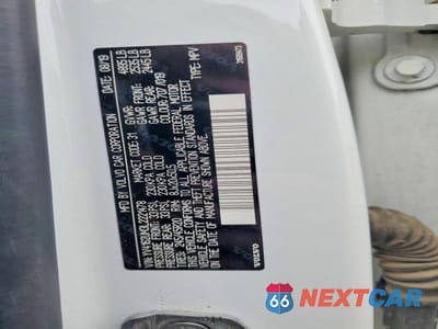 Zdjęcie 13 z 13 samochodu: 2020 VOLVO XC40 T5 R-DESIGN VIN:YV4162UM3L2221478 - miniatura
