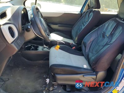Zdjęcie 7 z 13 samochodu: 2012 TOYOTA YARIS 3-DOOR L VIN:JTDJTUD30CD534328 - miniatura