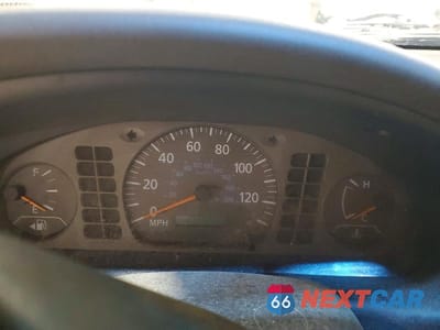 Zdjęcie 9 z 13 samochodu: 2002 NISSAN SENTRA XE VIN:3N1CB51D62L587478 - miniatura