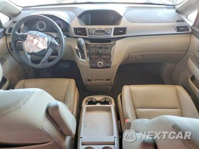 Zdjęcie 8 z 14 samochodu: 2011 HONDA ODYSSEY EXL VIN:5FNRL5H67BB039290 - miniatura