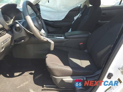 Zdjęcie 7 z 12 samochodu: 2025 NISSAN SENTRA SV VIN:3N1AB8CV5SY255727 - miniatura