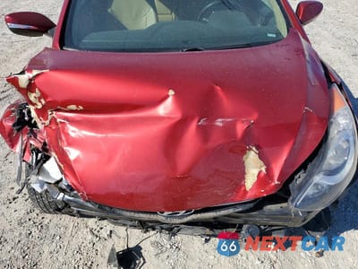 Zdjęcie 11 z 13 samochodu: 2013 HYUNDAI ELANTRA LIMITED VIN:5NPDH4AE6DH244854 - miniatura