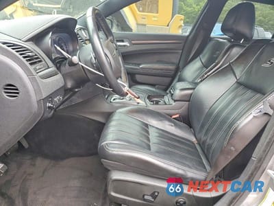 Zdjęcie 7 z 12 samochodu: 2015 CHRYSLER 300 S VIN:2C3CCABG4FH903815 - miniatura