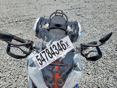 Piąte zdjęcie samochodu w środku: 2024 DUCATI MULTISTRADA V4 VIN:ZDMAALVW2RB015959 - miniatura