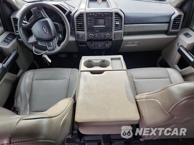 Zdjęcie 8 z 13 samochodu: 2019 FORD F350 SUPER DUTY VIN:1FT8W3DT7KEF68081 - miniatura