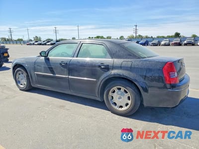 Drugie zdjęcie samochodu z przodu: 2009 CHRYSLER 300 TOURING VIN:2C3LA53V49H564259 - miniatura