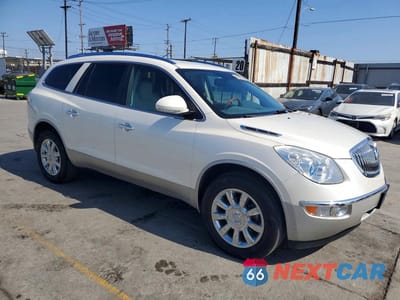 Czwarte zdjęcie samochodu z boku: 2011 BUICK ENCLAVE CXL VIN:5GAKRBED4BJ308826 - miniatura